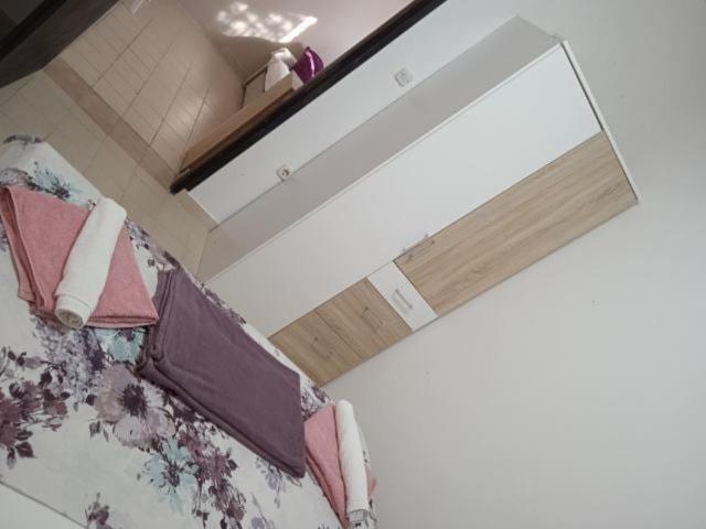 Sandra Vir Exteriör bild